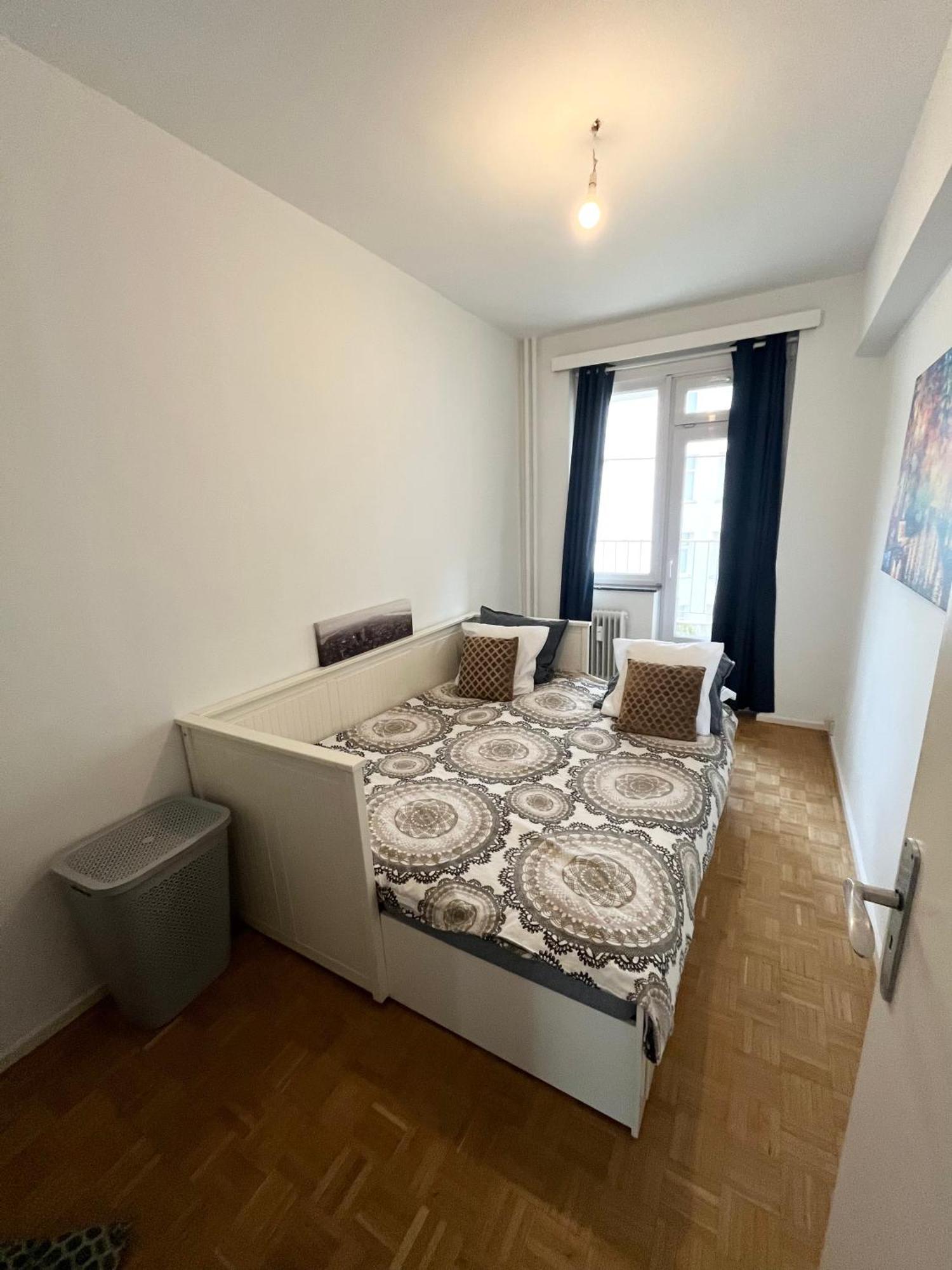 Cosy Two Bedroom Apartment In Brussels Ngoại thất bức ảnh